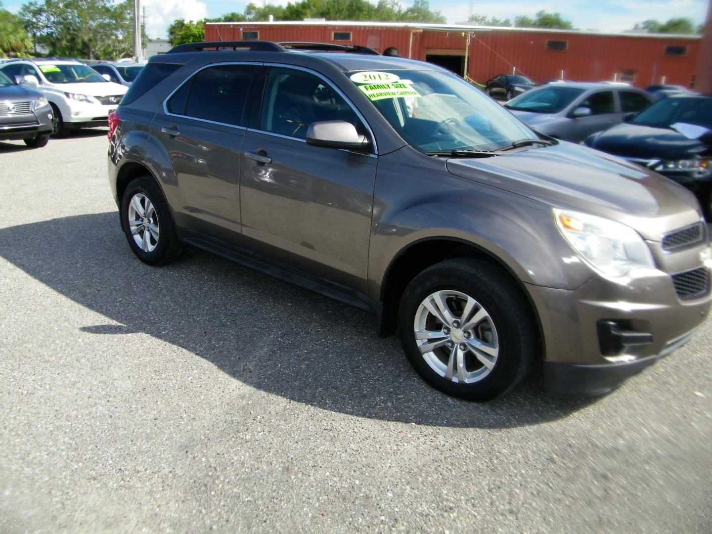 2012 Gray /Gray Chevrolet Equinox 1LT 2WD (2GNALDEK3C6) with an 2.4L L4 DOHC 16V engine, 6-Speed Automatic transmission, located at 4000 Bee Ridge Road, Sarasota, FL, 34233, (941) 926-0300, 27.298664, -82.489151 - Photo#7